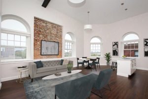 120 Washington 402