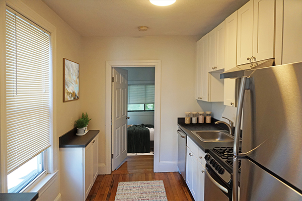145 Brown St 2F