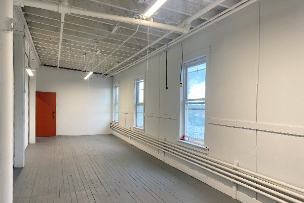 271 Western Ave – 408
