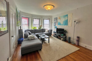 Living 40 Cedar 2L