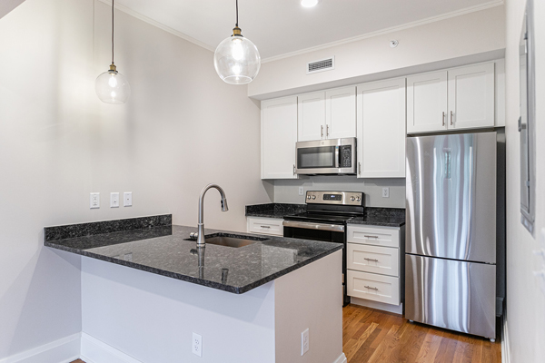 Kitchen 215 E Chestnut 402 Commodore