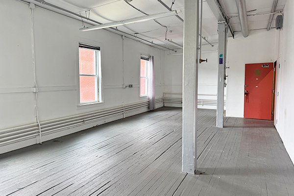 271 Western Ave – 402