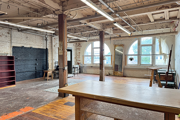 271 Western Ave – 304