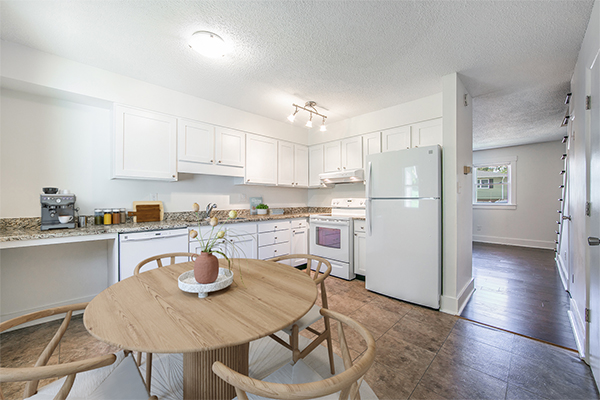 Kitchen 30 Allen Ave 202 South Asheville Commons