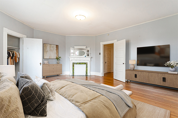 Bedroom 52 Albemarle 11