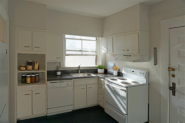 Kitchen 1800 Mass Ave 32