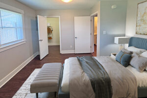 Bedroom 30 Allen 501 South Asheville Commons