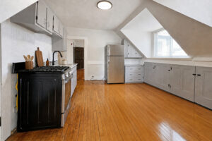 Kitchen 159 Brown St 6
