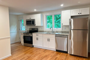 Kitchen 1 Elm 3